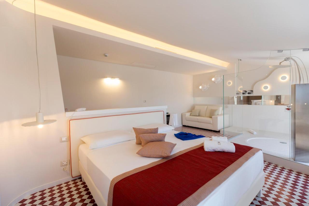 Suite Hotel L'Oasi Di Riaci (Adults Only) Santa Domenica  Eksteriør bilde