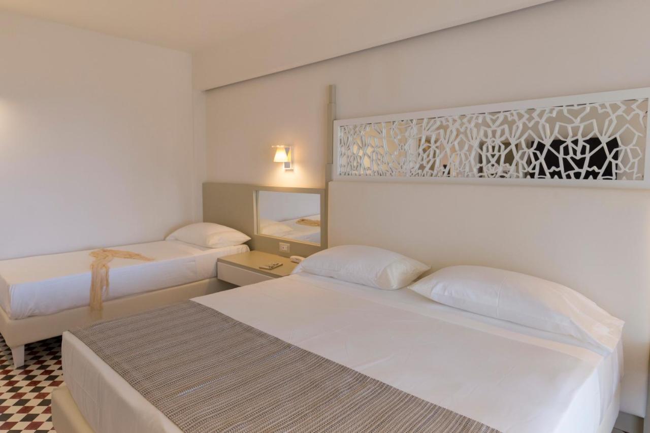 Suite Hotel L'Oasi Di Riaci (Adults Only) Santa Domenica  Eksteriør bilde